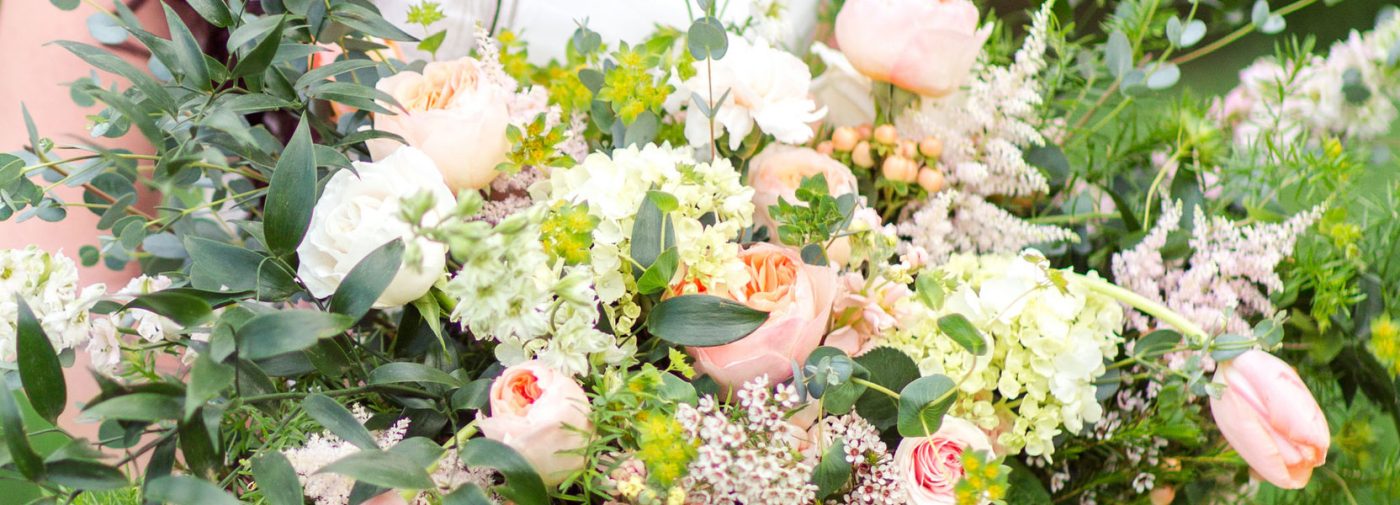 Trig's Floral and Home Wedding Banner background